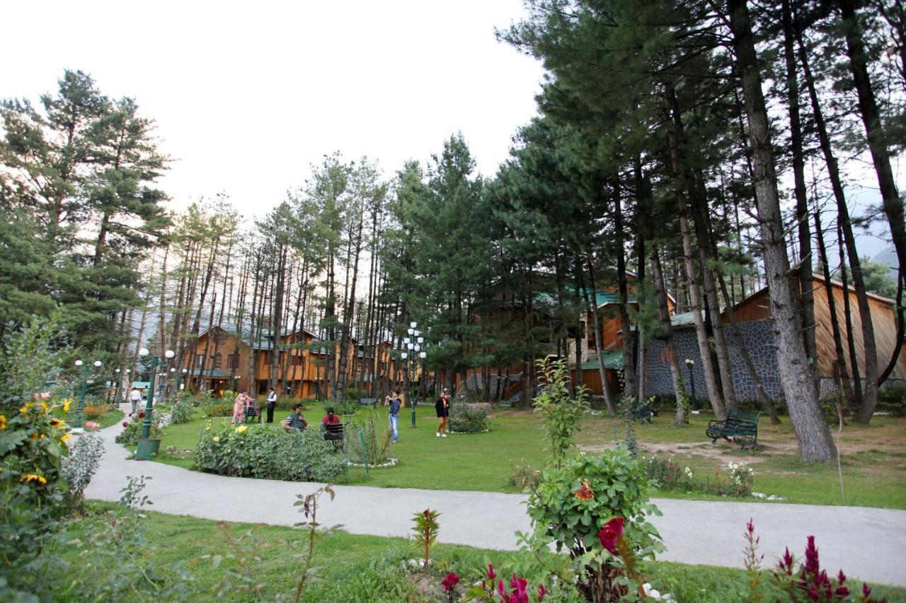 Radisson Golf Resort Pahalgam Pahalgām Exterior foto