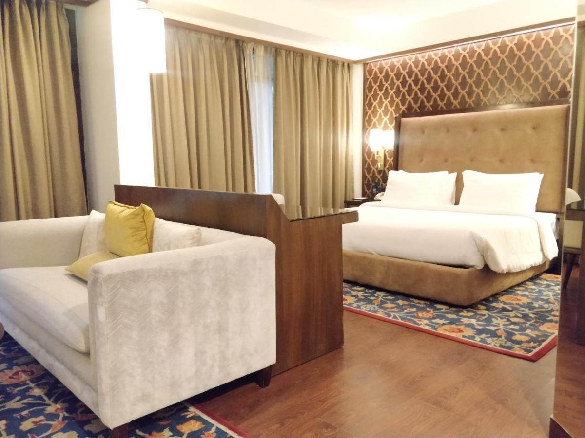 Radisson Golf Resort Pahalgam Pahalgām Exterior foto